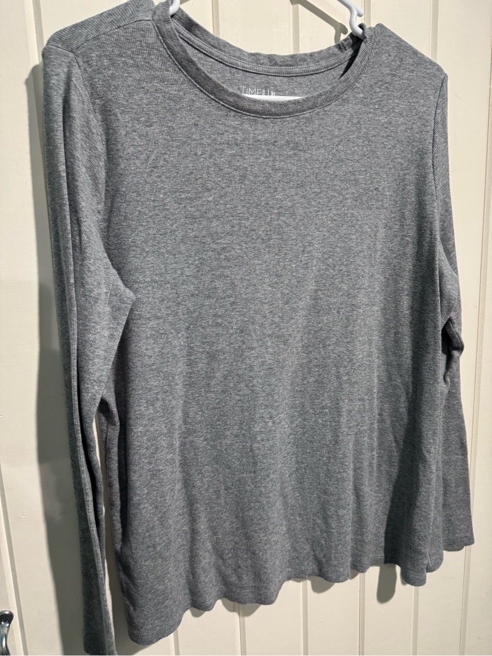 Time and Tru Gray Long Sleeve Crewneck Top